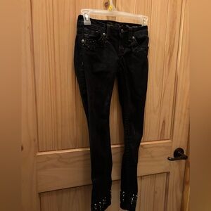 Miss Me Black cuffed Skinny Jeans w/ Studded Accents girl size 10 (25”X28”)